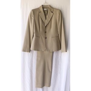 Tahari 3-Piece Women’s Suit (Jacket+Pants+Shell)